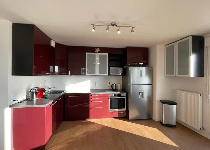 דירה Spacious Flat With Terrace *